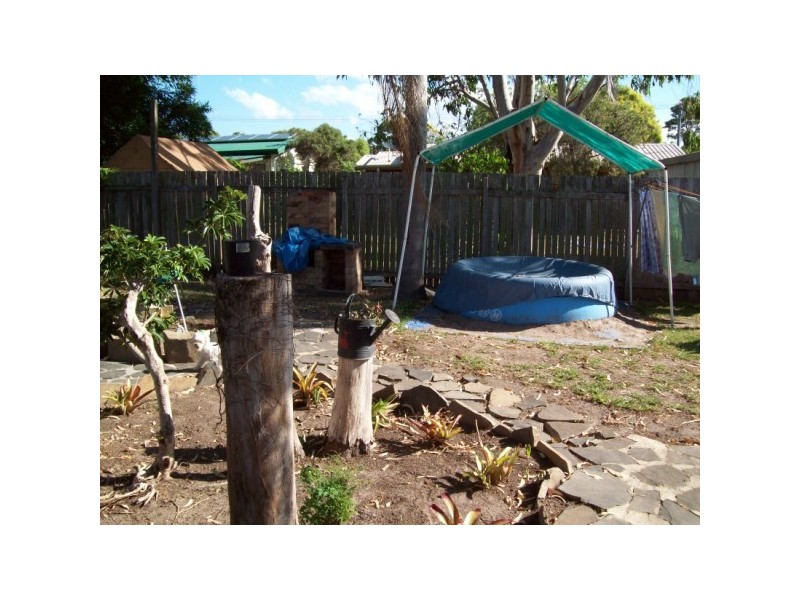 Point Vernon QLD 4655