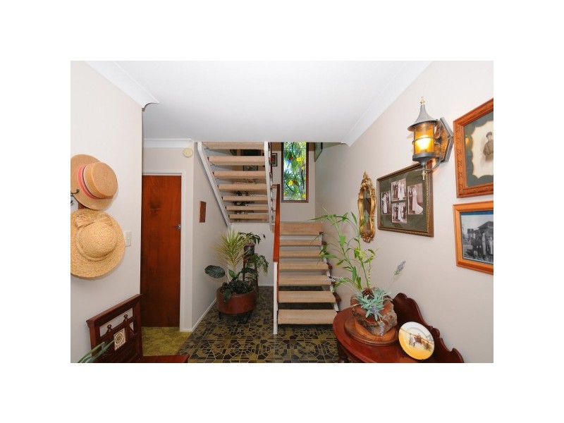 Point Vernon QLD 4655