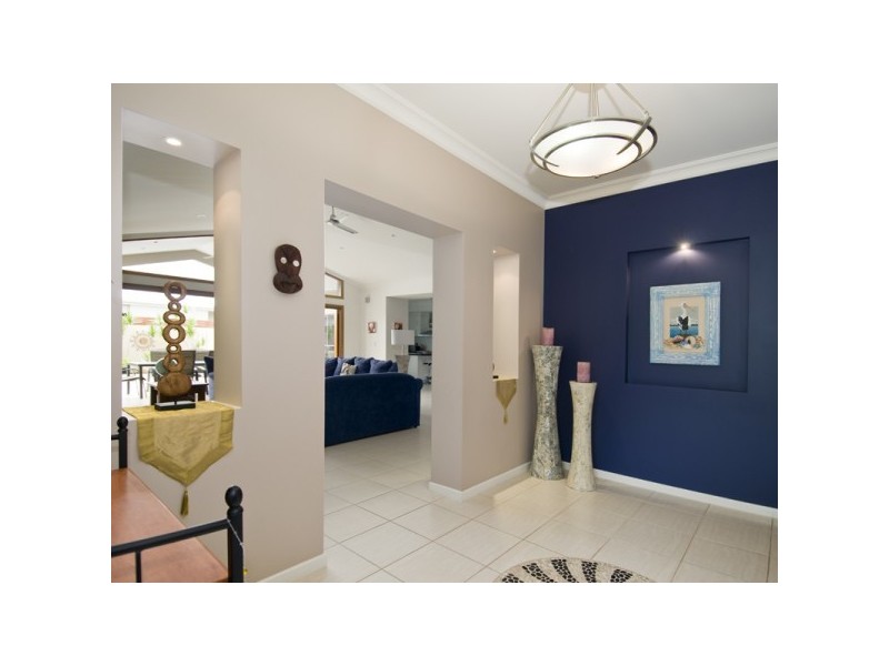 40 ALEXANDER STREET, Torquay QLD 4655