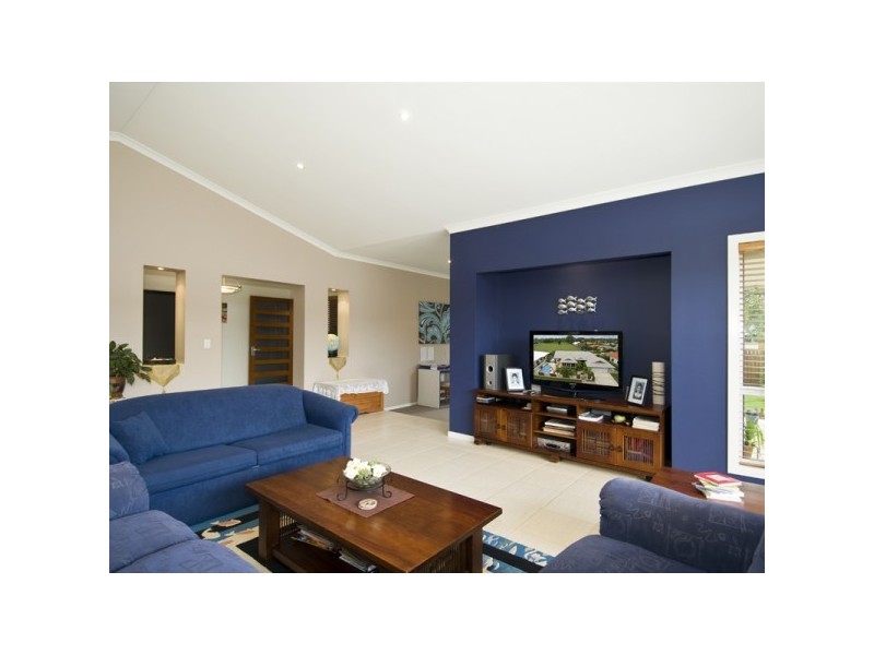 40 ALEXANDER STREET, Torquay QLD 4655