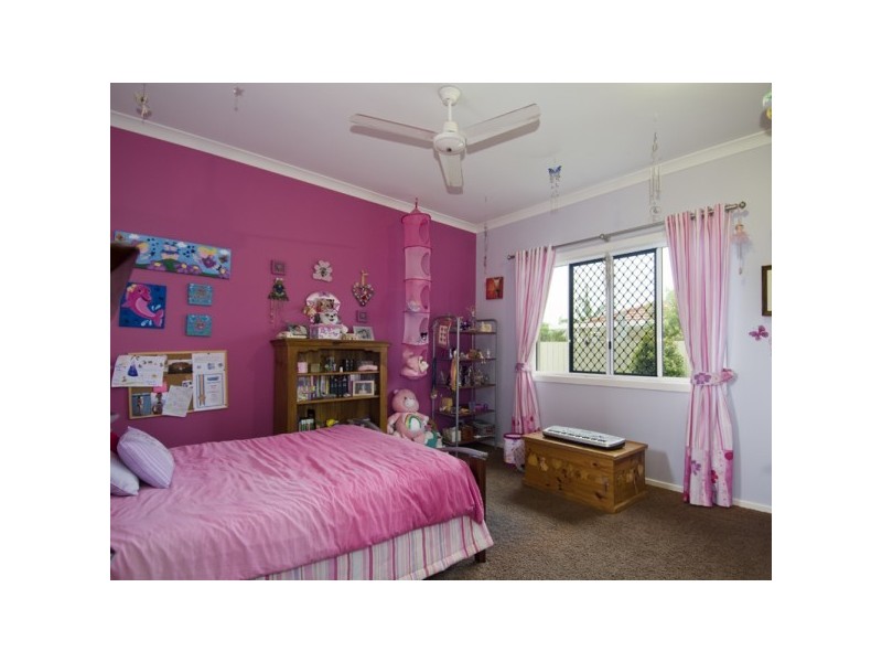 40 ALEXANDER STREET, Torquay QLD 4655