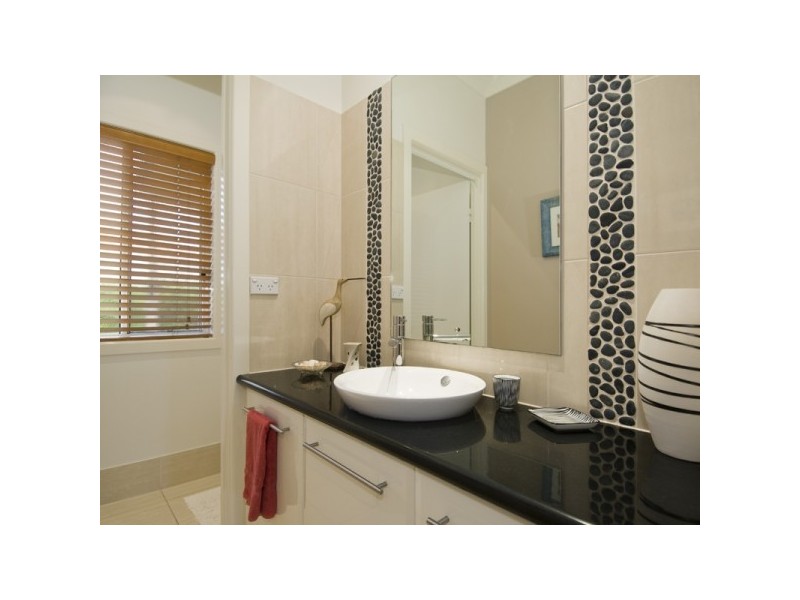 40 ALEXANDER STREET, Torquay QLD 4655