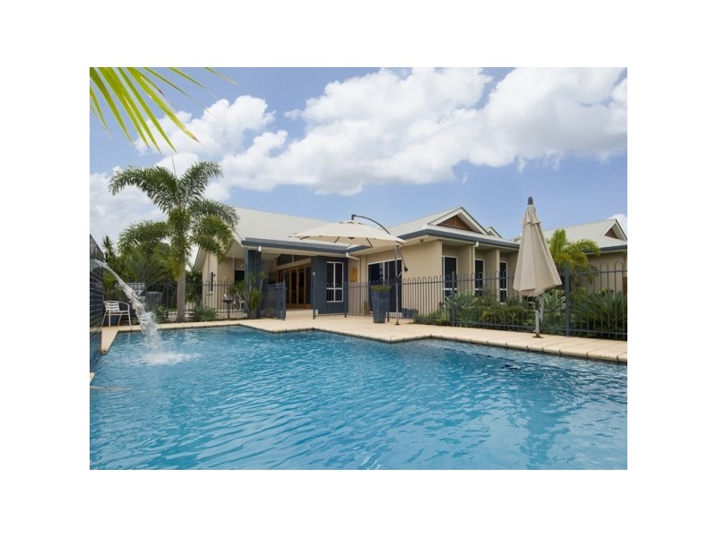 40 ALEXANDER STREET, Torquay QLD 4655