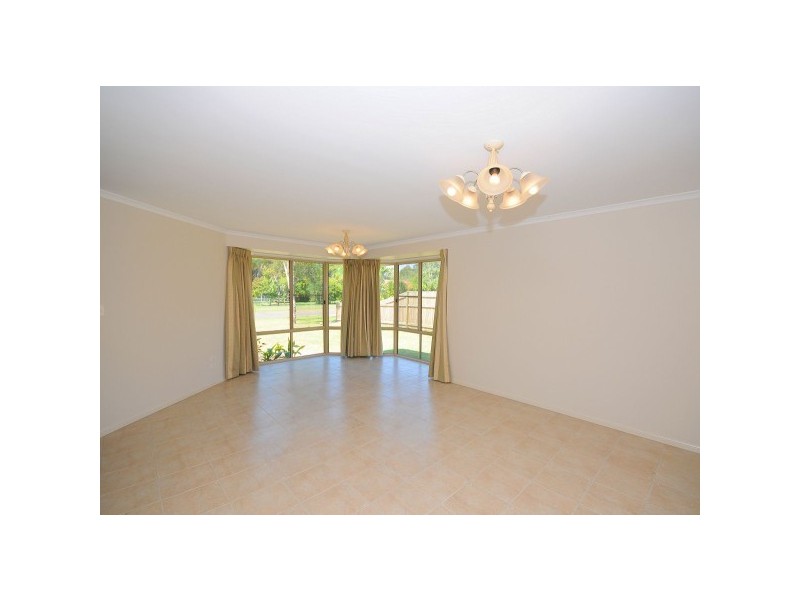 110 EXETER, Torquay QLD 4655