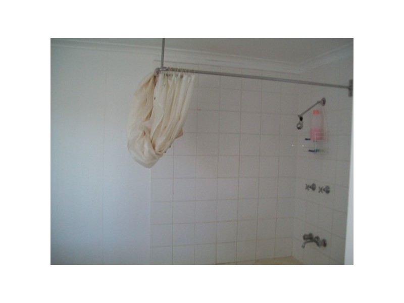 49 HELSHAM STREET, Point Vernon QLD 4655