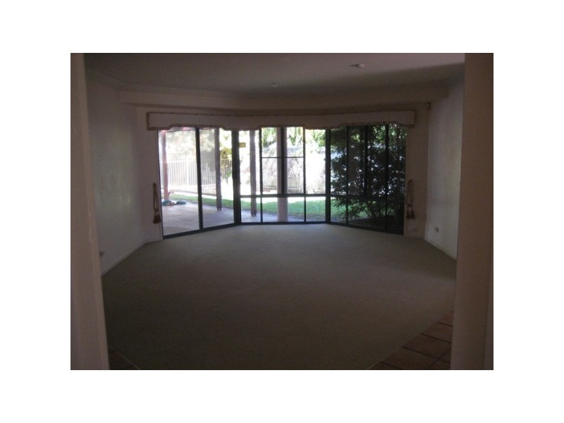 19 MCLIVER, Kawungan QLD 4655