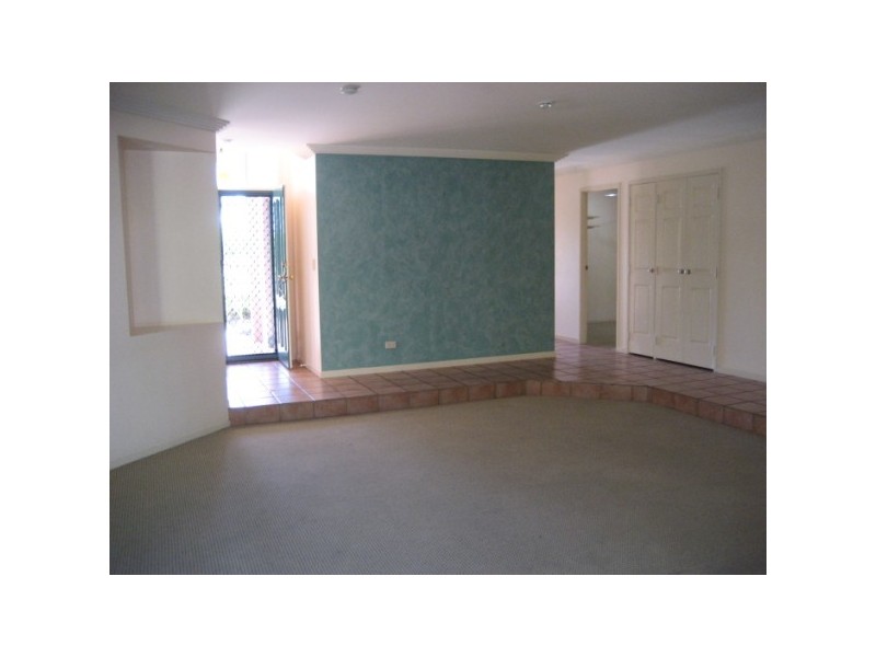19 MCLIVER, Kawungan QLD 4655