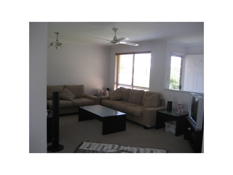 122 SNAPPER STREET, Kawungan QLD 4655