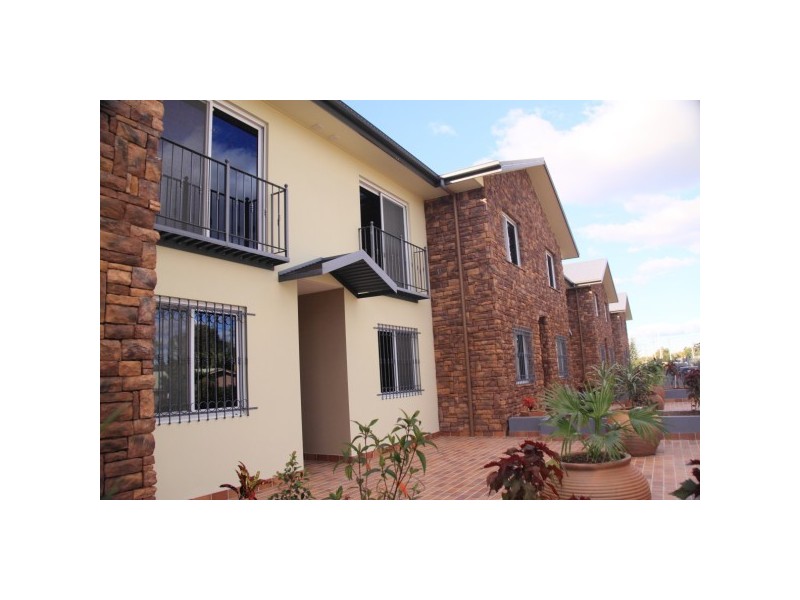 1 HYTHE STREET – THE ROCKS, Pialba QLD 4655