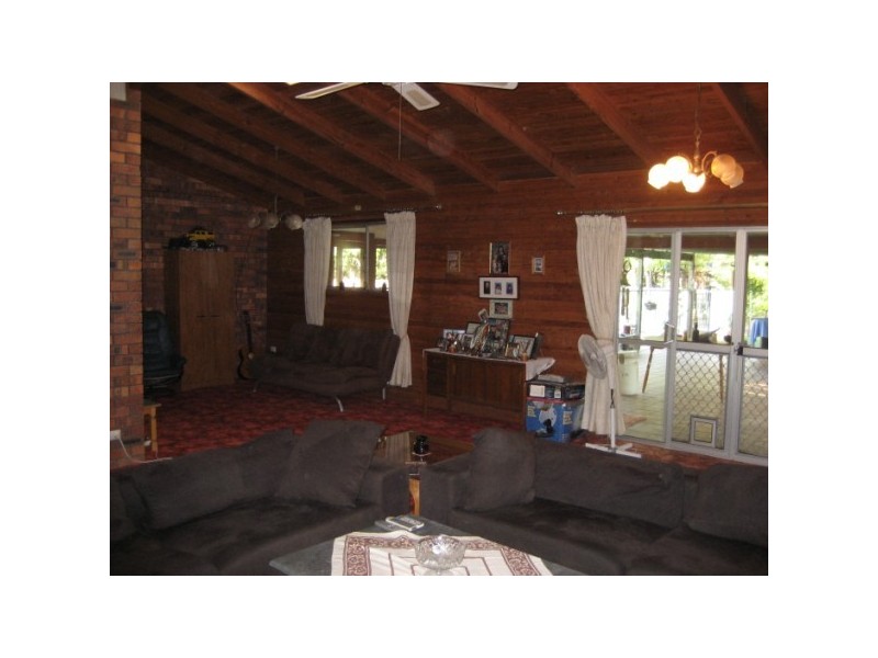 76 BOUNDARY ROAD, Urangan QLD 4655