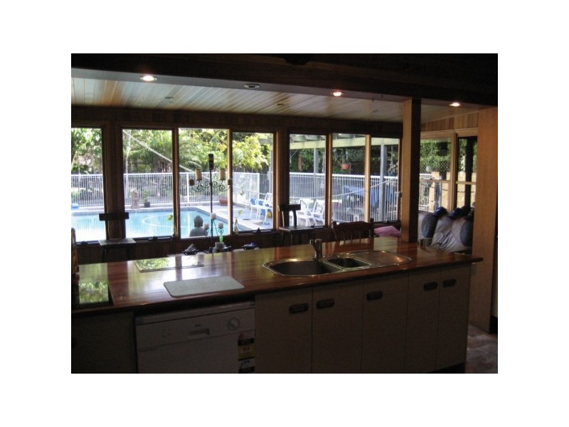 76 BOUNDARY ROAD, Urangan QLD 4655