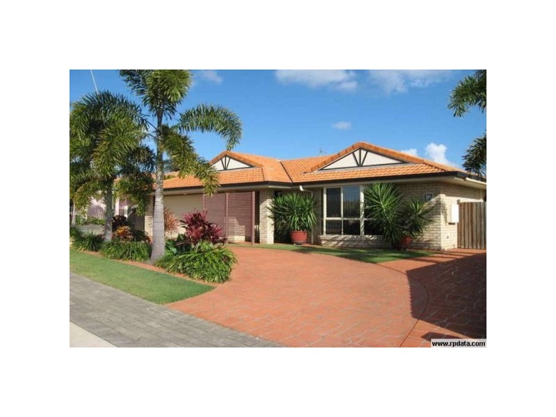 17 McLiver, Kawungan QLD 4655