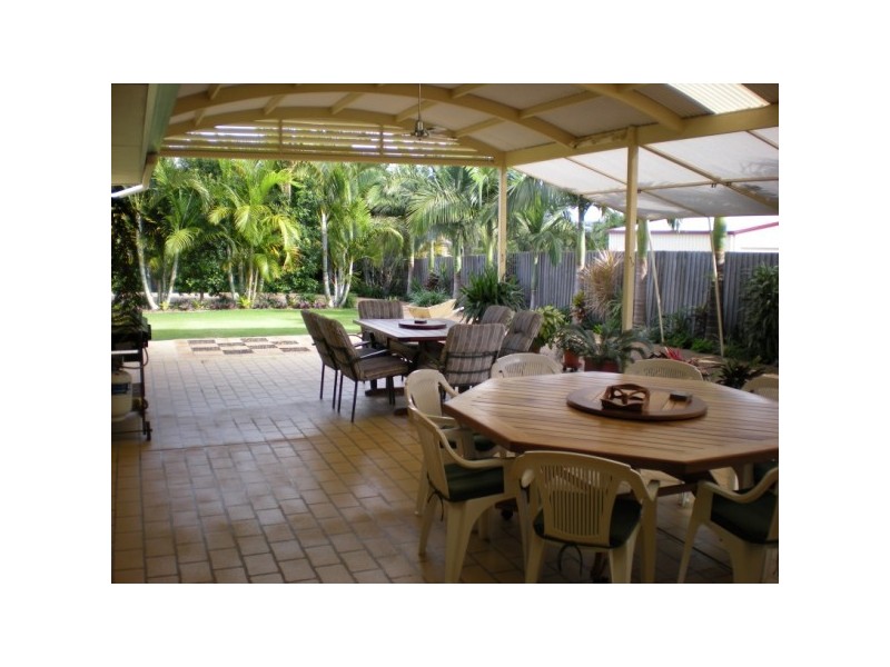 17 McLiver, Kawungan QLD 4655