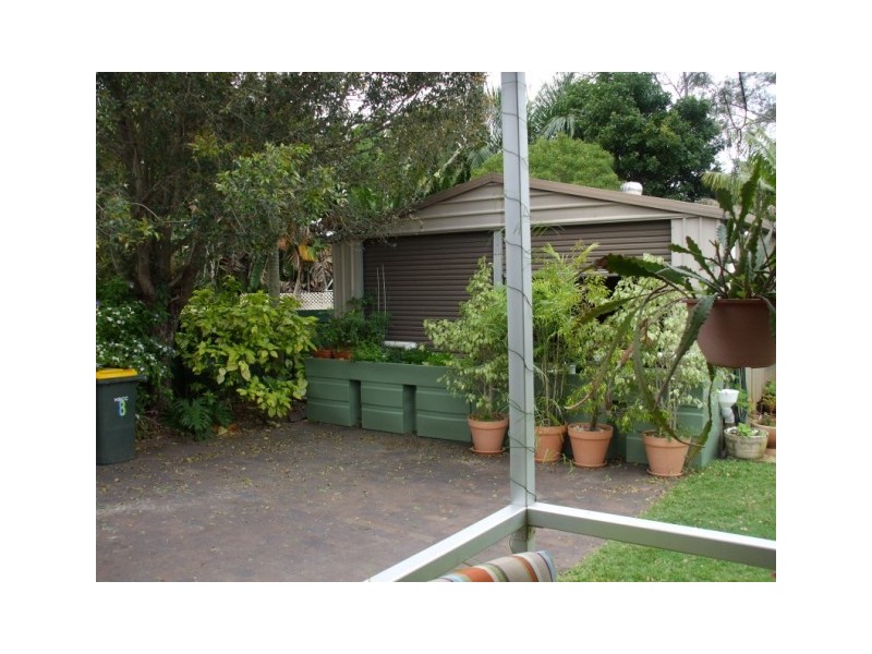 8 WILLIAM STREET, Urangan QLD 4655