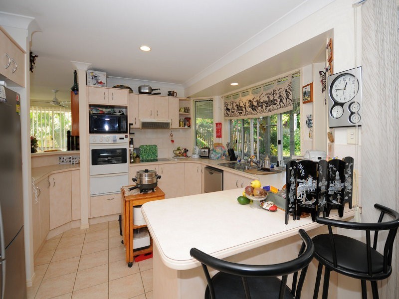 28 BAIRD DRIVE, Pialba QLD 4655