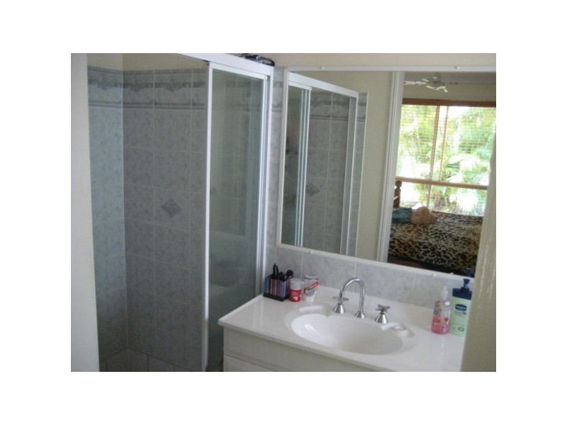 * MARINEVIEW AVENUE, Scarness QLD 4655