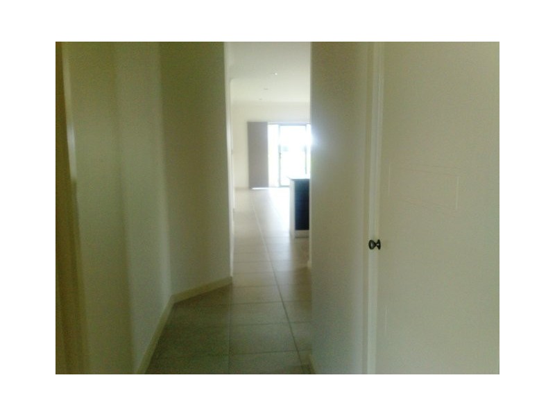 7 LADY NELSON DVE, Eli Waters QLD 4655
