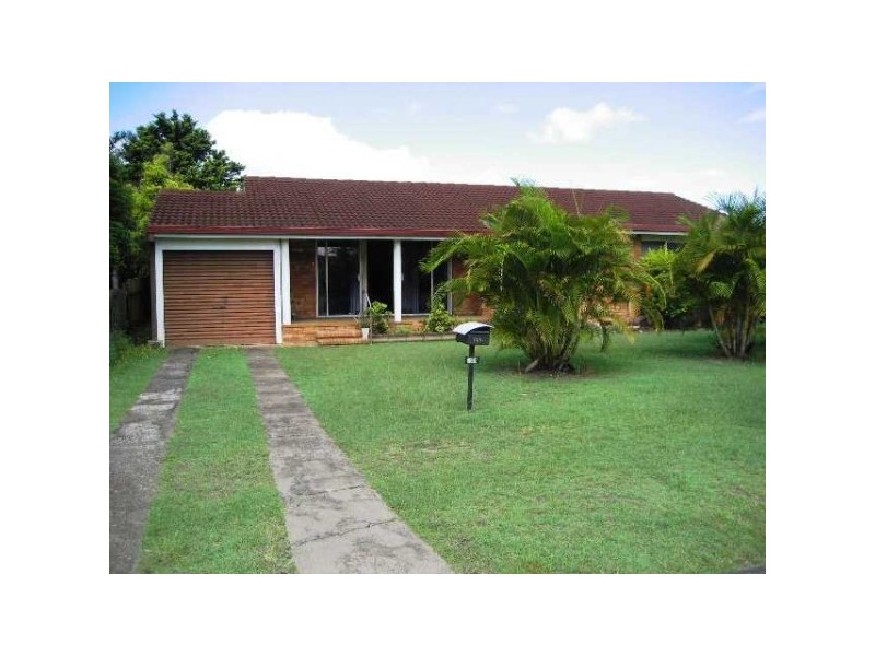 104 Long Street, Point Vernon QLD 4655
