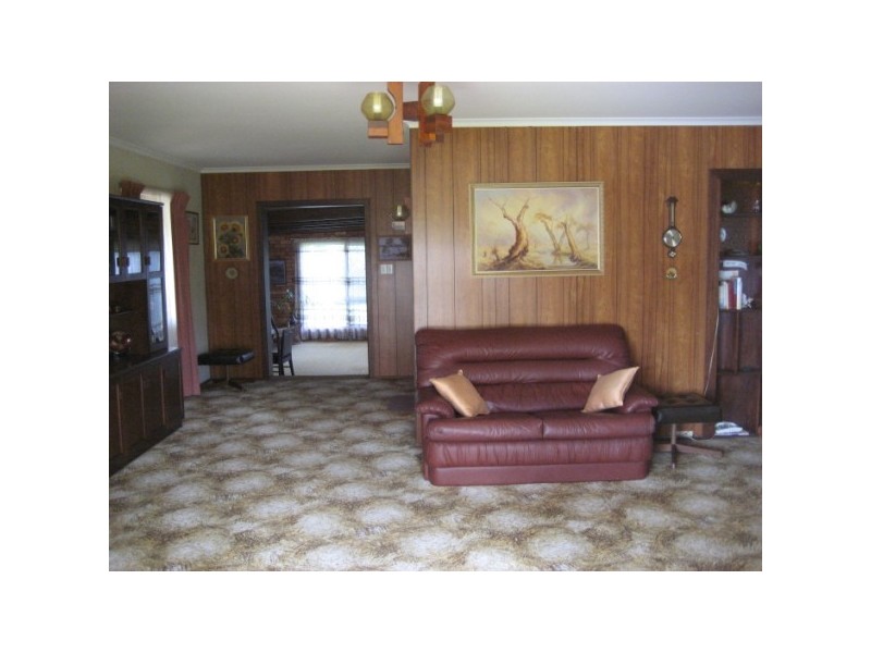 104 Long Street, Point Vernon QLD 4655