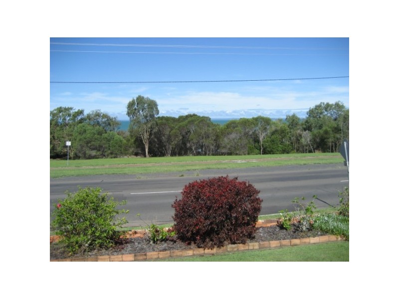 196 ESPLANADE,, Point Vernon QLD 4655