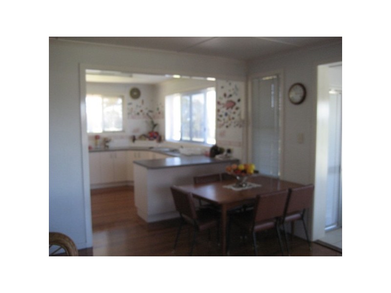 196 ESPLANADE,, Point Vernon QLD 4655