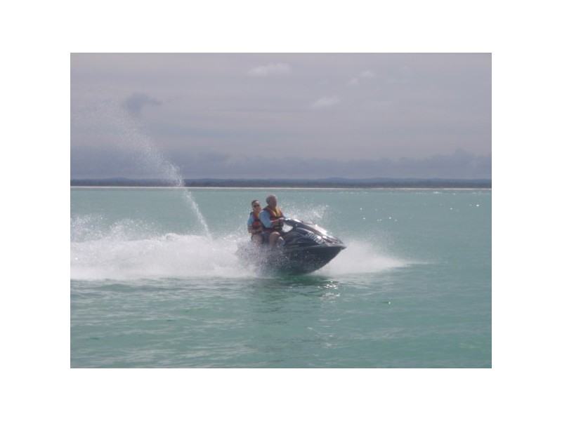 196 ESPLANADE,, Point Vernon QLD 4655