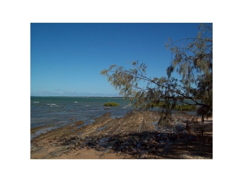 196 ESPLANADE,, Point Vernon QLD 4655