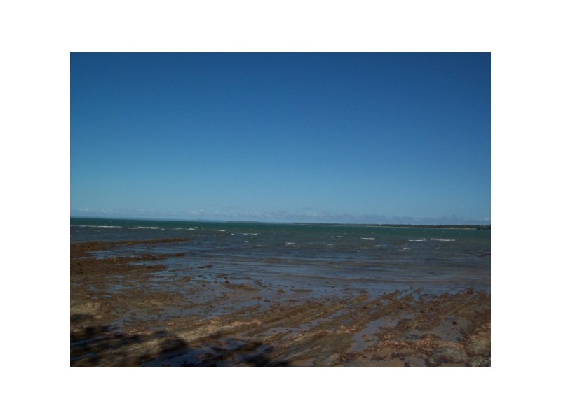 196 ESPLANADE,, Point Vernon QLD 4655