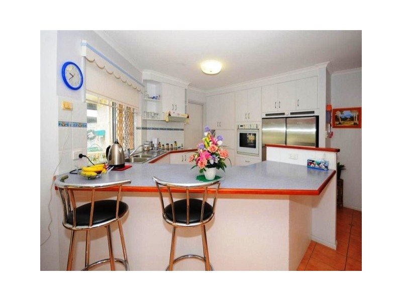 4 STEVENS CLOSE, Kawungan QLD 4655