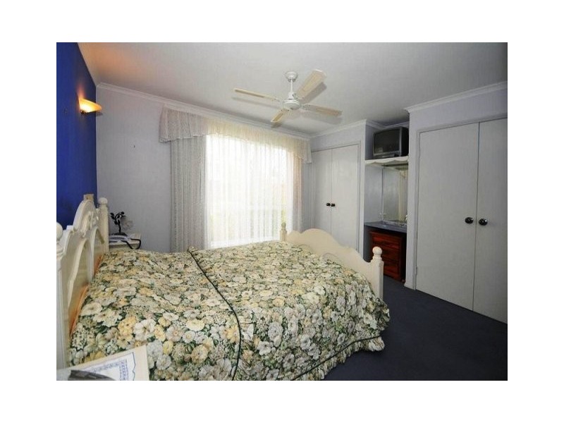 4 STEVENS CLOSE, Kawungan QLD 4655