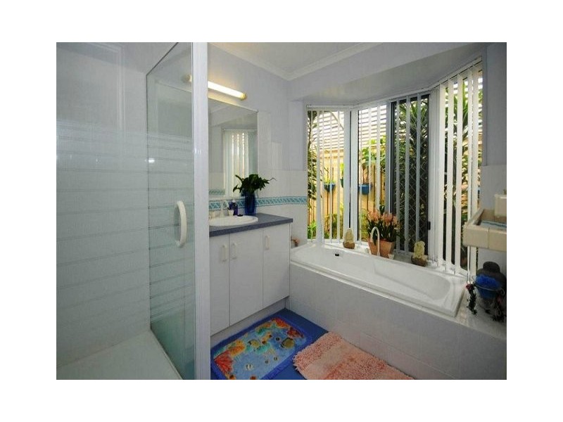 4 STEVENS CLOSE, Kawungan QLD 4655