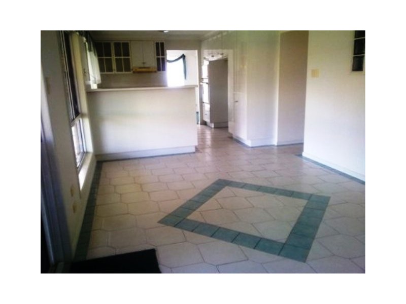 3 STEVENS CLOSE, Kawungan QLD 4655