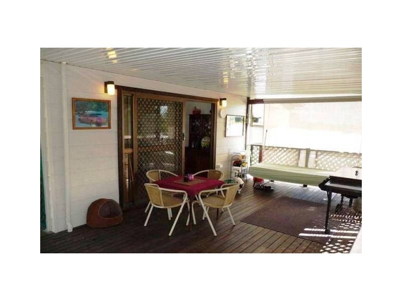 Point Vernon QLD 4655