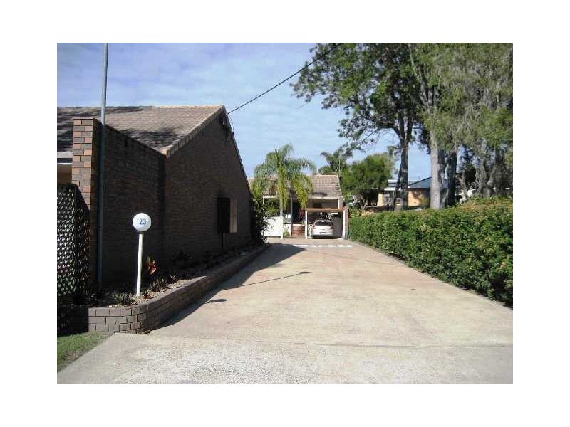 Unit 5/123 Freshwater St, Torquay QLD 4655
