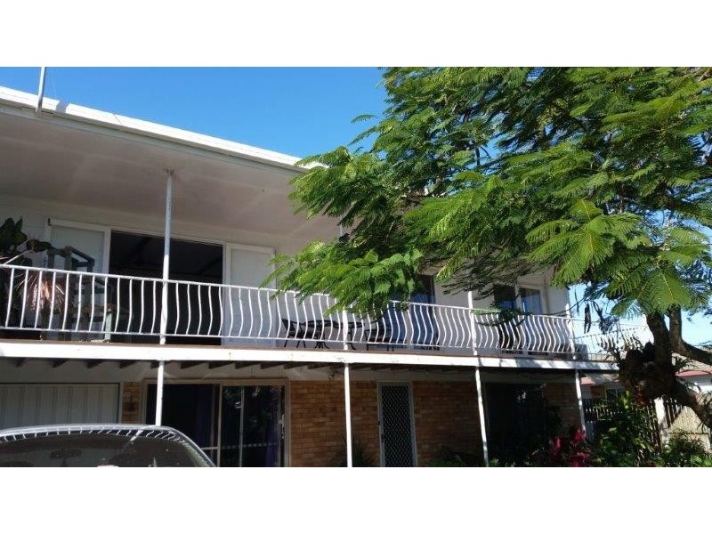 38 ANN ST,, Torquay QLD 4655