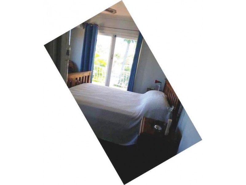 38 ANN ST,, Torquay QLD 4655