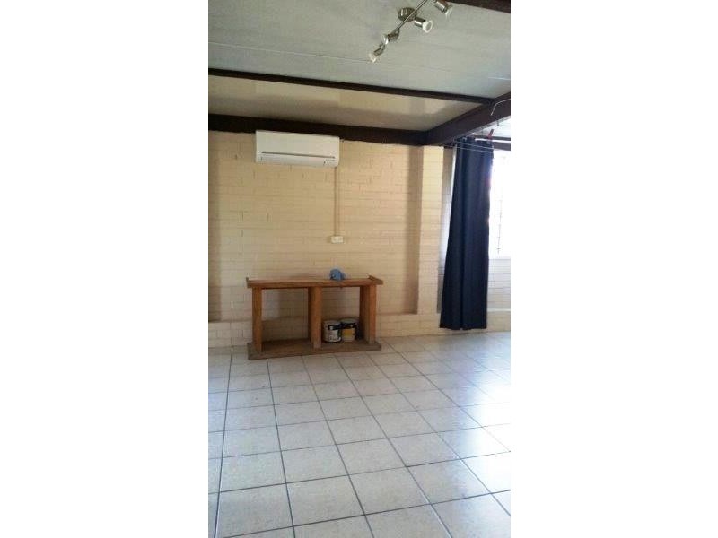 38 ANN ST,, Torquay QLD 4655