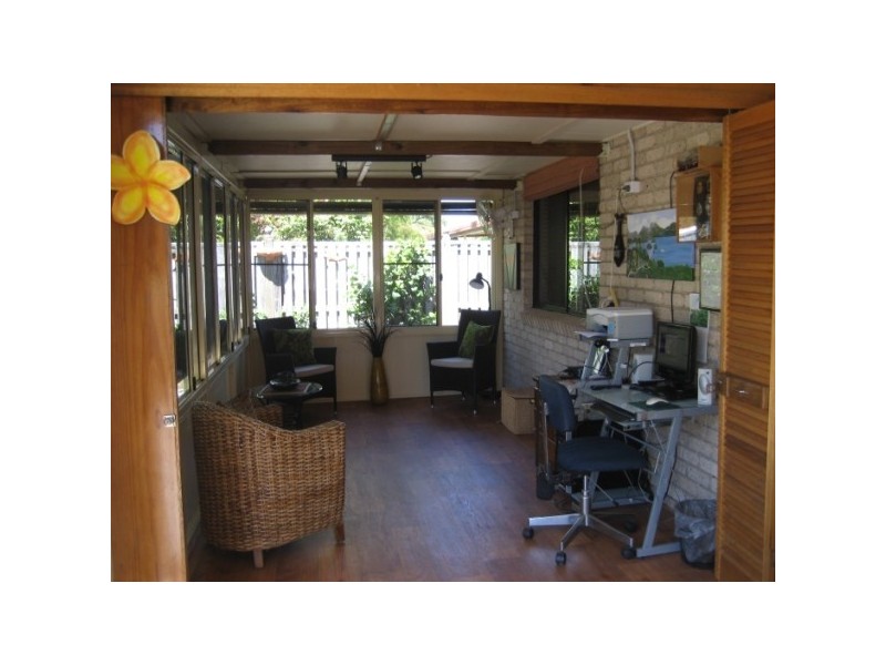 4 JONWEST, Torquay QLD 4655