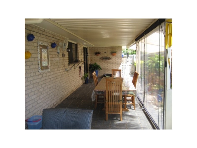 4 JONWEST, Torquay QLD 4655