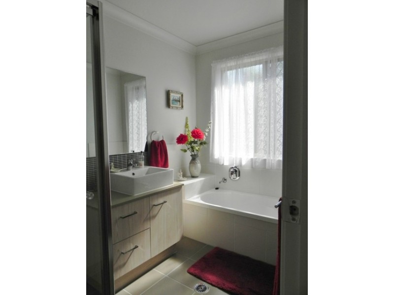 36 ENDEAVOUR WAY, Eli Waters QLD 4655