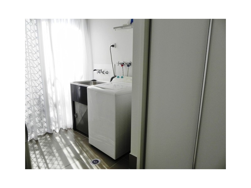 36 ENDEAVOUR WAY, Eli Waters QLD 4655