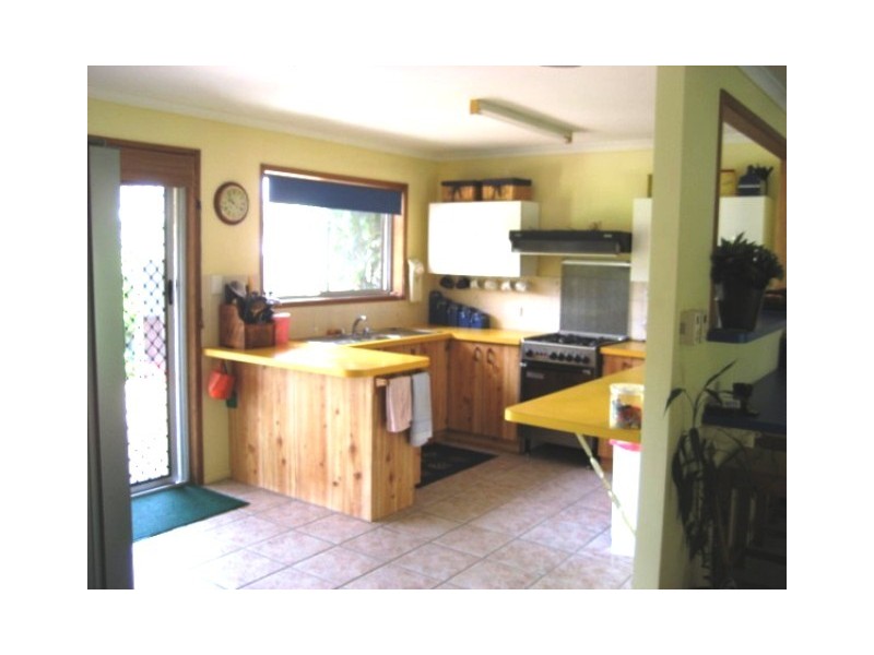 Sunshine Acres QLD 4655