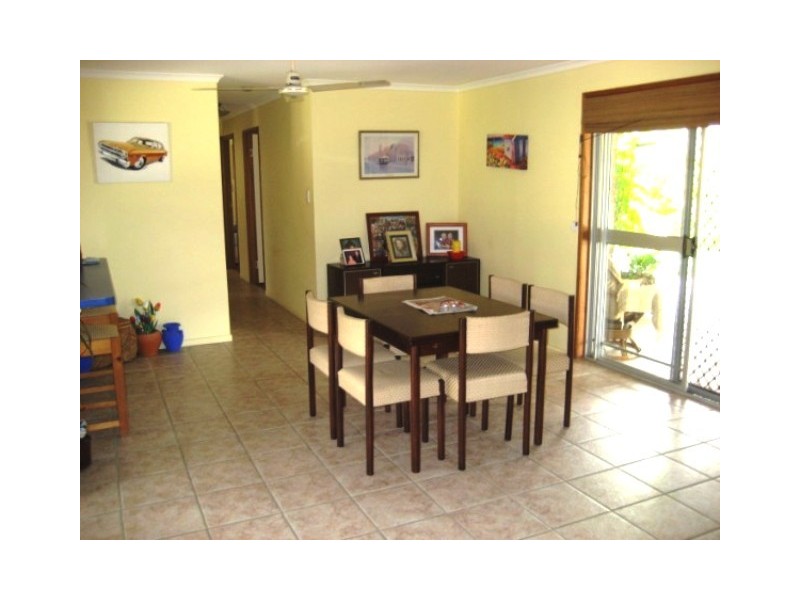 Sunshine Acres QLD 4655