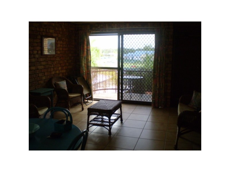 8 / 66 FRESHWATER ST, Scarness QLD 4655