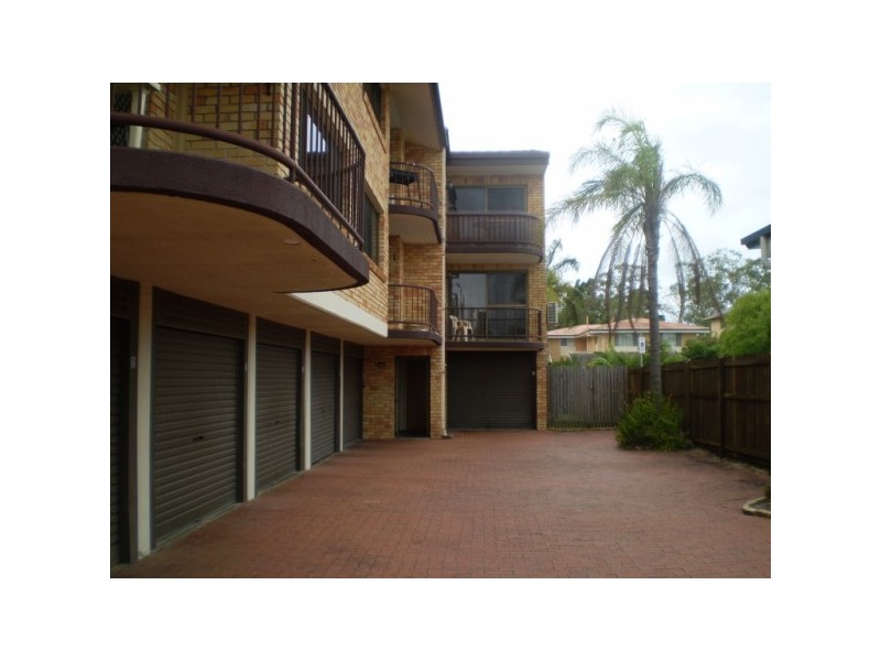 8 / 66 FRESHWATER ST, Scarness QLD 4655