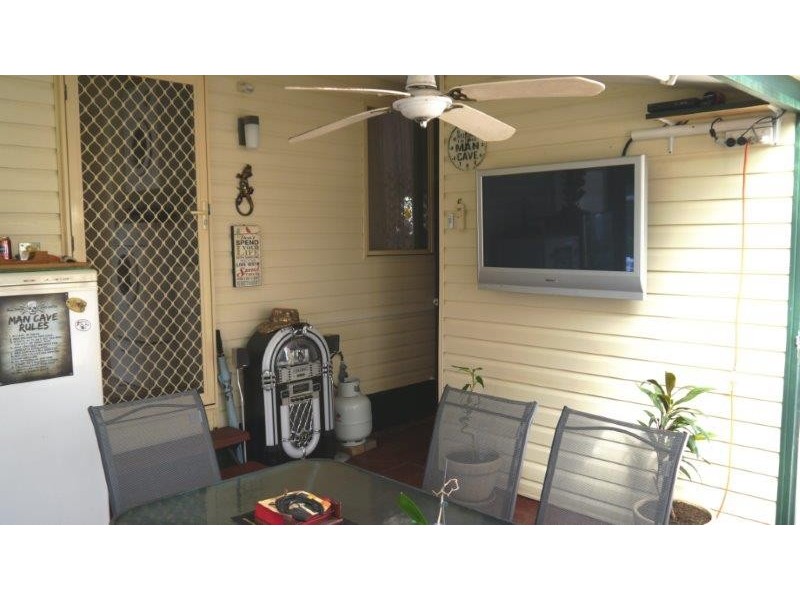 Eli Waters QLD 4655
