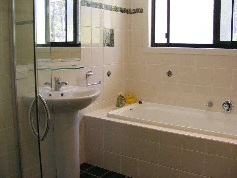 7 Maddever Road, Booral QLD 4655
