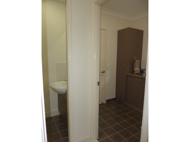 170 Burrum Heads Rd, Eli Waters QLD 4655
