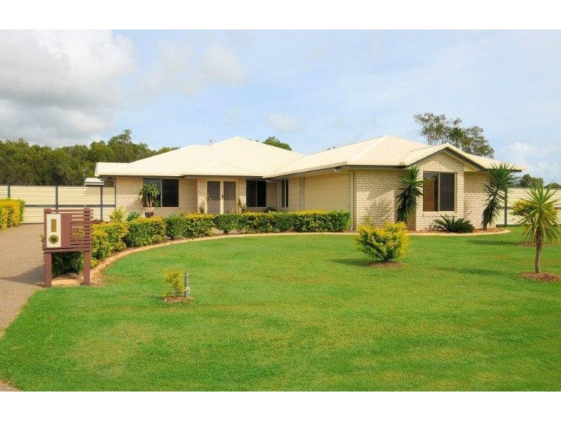 5 Cockatiel Court, Dundowran Beach QLD 4655