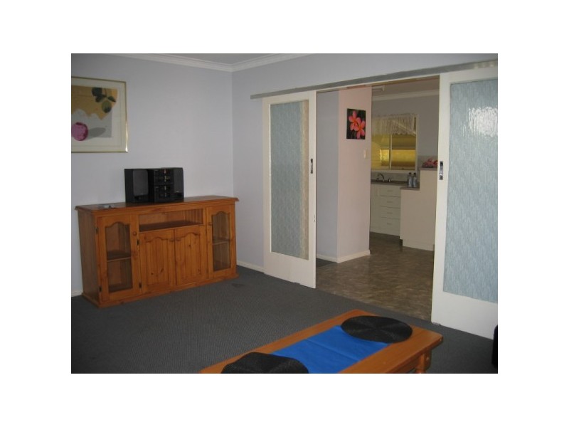 3 Hibiscus Street, Urangan, Hervey Bay QLD 4655